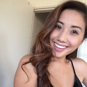 Meet your Posher, Daniela